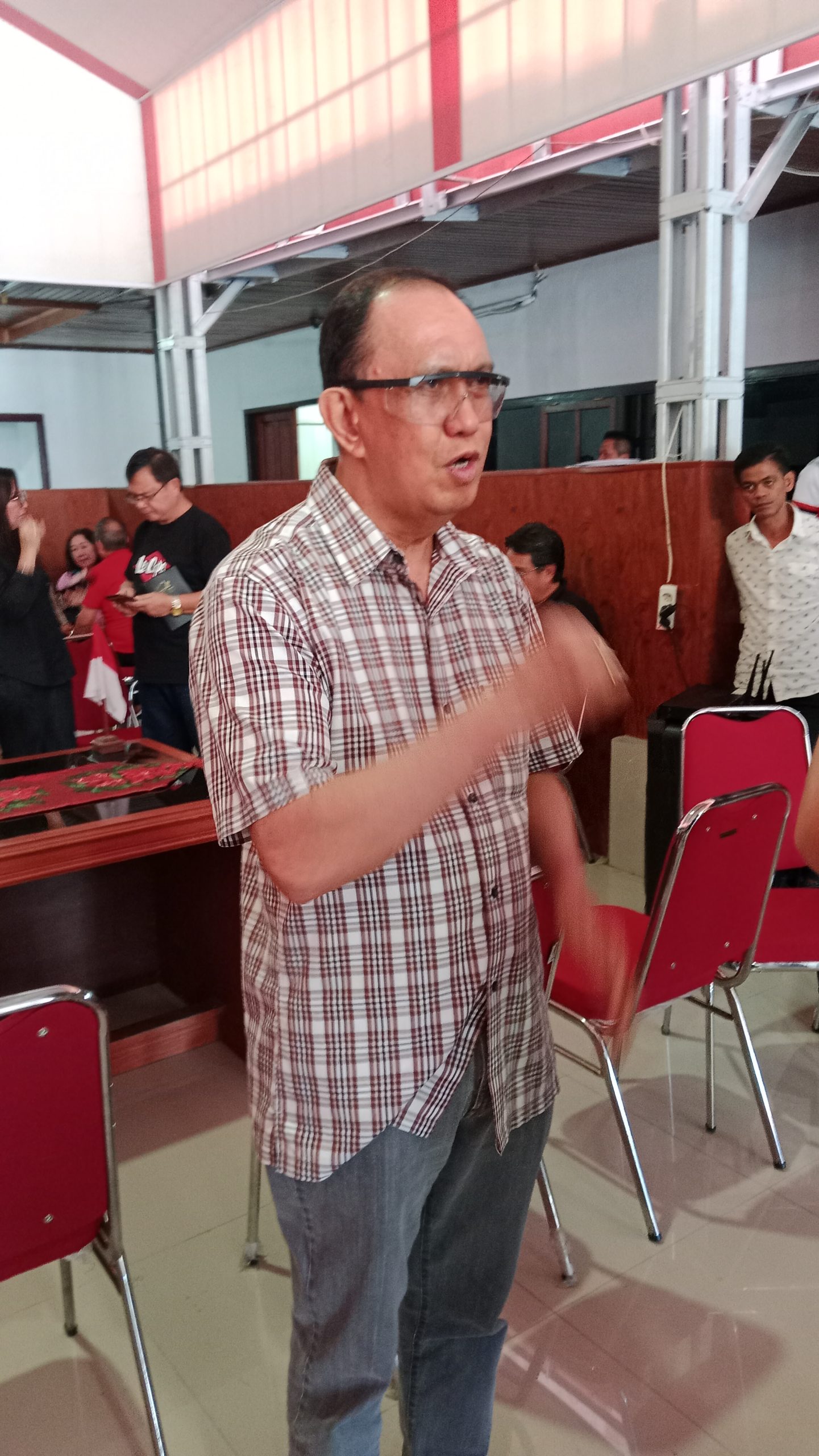 Bupati Minahasa Dr. Ir. Royke Octavian Roring, MSi, IPU Asean Eng.